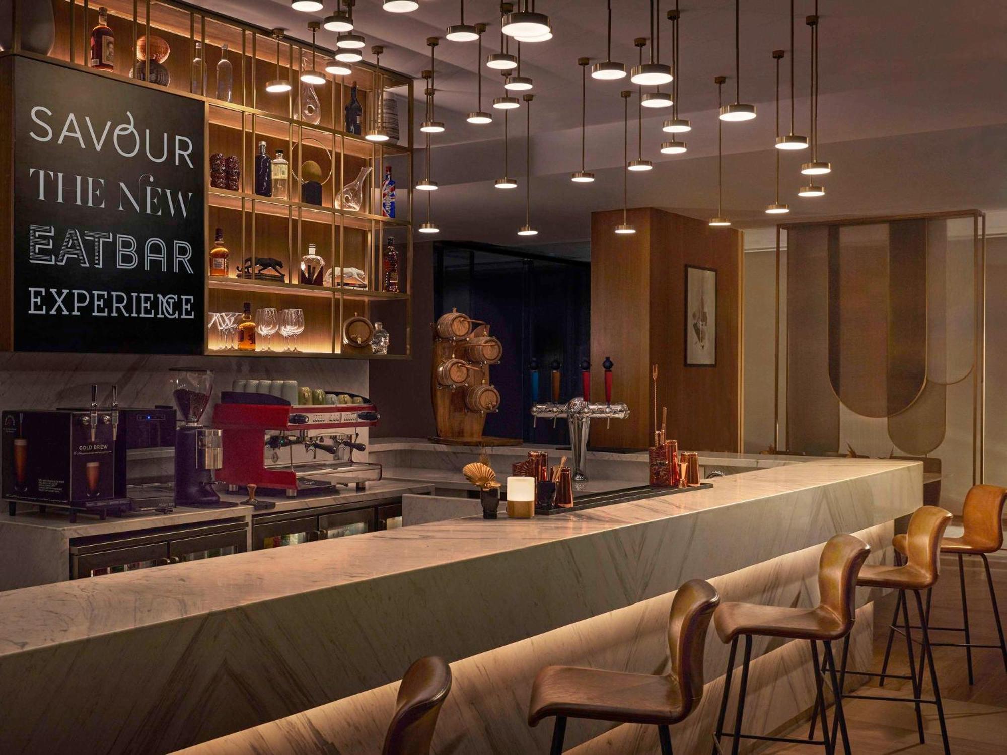 Novotel Mumbai International Airport ภายนอก รูปภาพ The New Eat Bar Experience