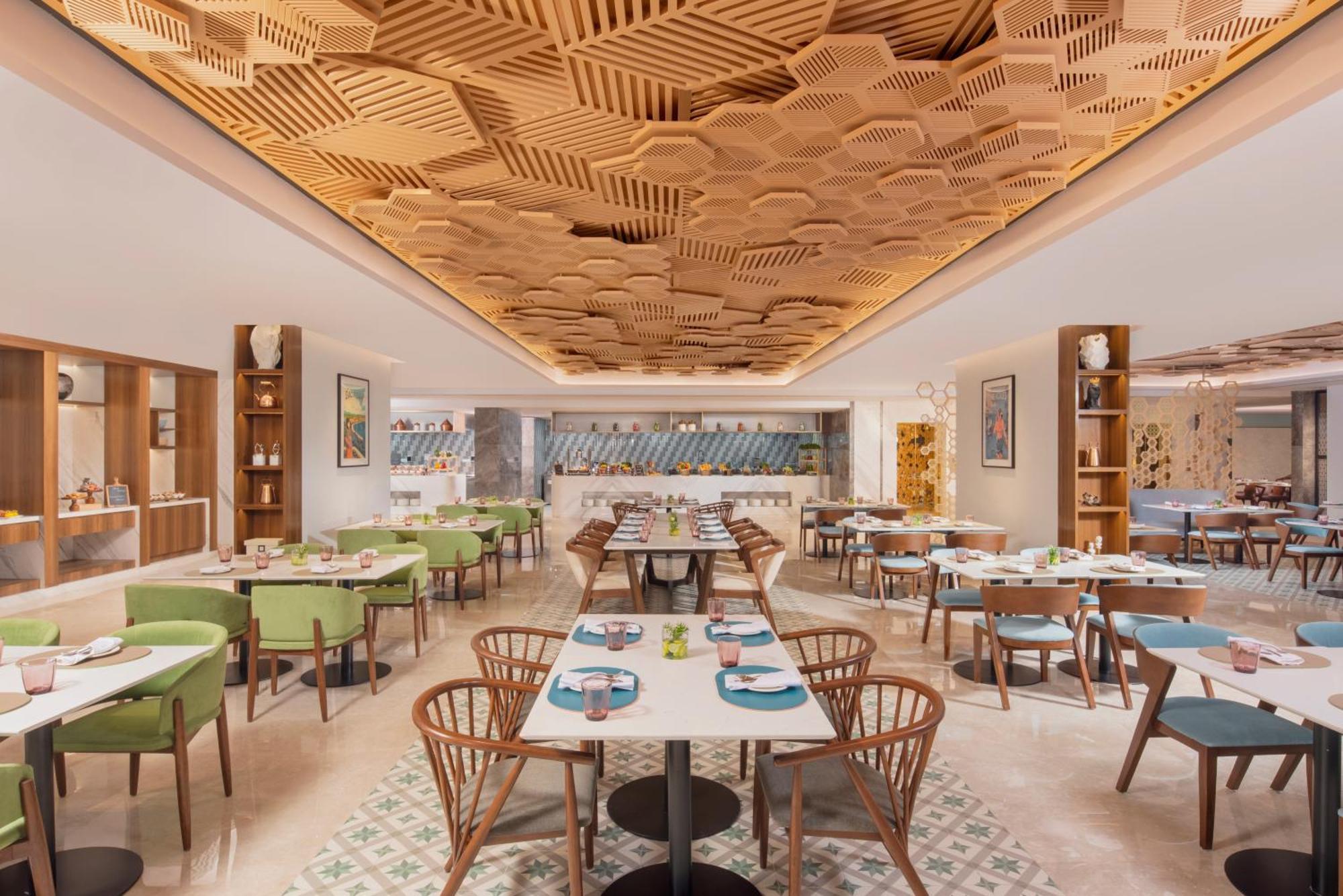 Novotel Mumbai International Airport ภายนอก รูปภาพ The restaurant